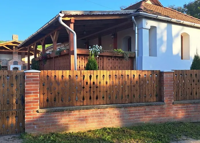 Kis Bujdosó Vendégház